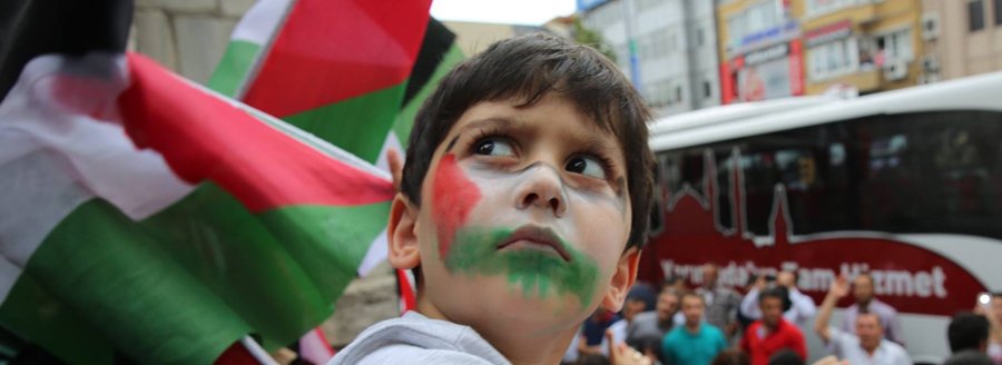 İSRAİL ZULMÜ PROTESTO EDİLDİ